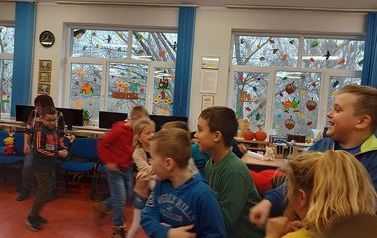  Dzień Misia z klasą IIa i IIb 8