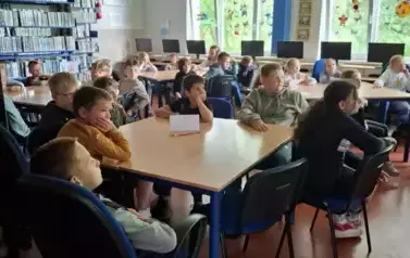 W naszej bibliotece było głośno, radośnie i bardzo literacko! 11