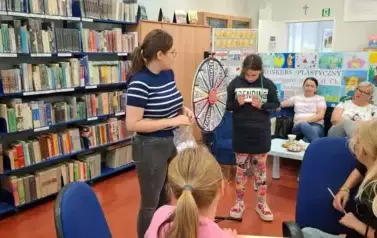 W naszej bibliotece było głośno, radośnie i bardzo literacko! 12