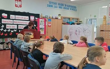 Zajączki w bibliotece  18