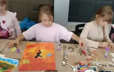 Zajecia plastyczne na powitanie jesieni  2