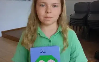 Tworzenia kartek metodą Iris folding 3