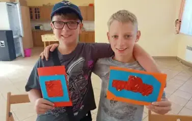 Tworzenia kartek metodą Iris folding 9
