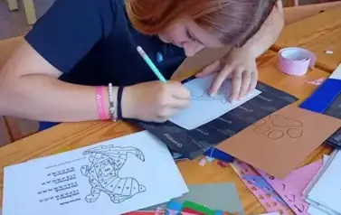 Tworzenia kartek metodą Iris folding 27