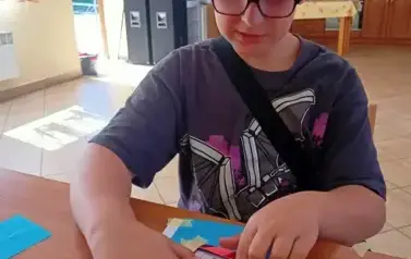 Tworzenia kartek metodą Iris folding 28