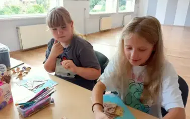 Tworzenia kartek metodą Iris folding 35