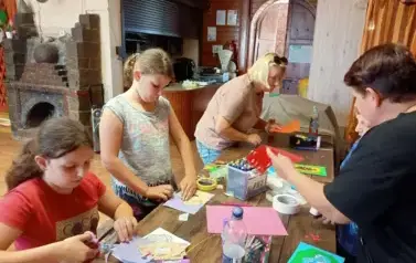 Tworzenia kartek metodą Iris folding 41