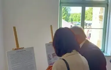 Spotkanie sztuki, łączącym muzykę poważną z wizualną ekspresją plastyczną. 40