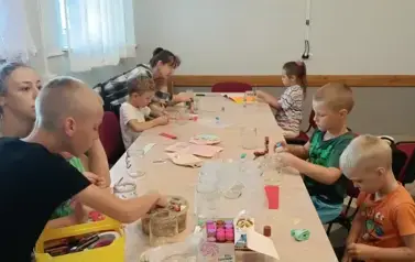  Tworzenie wyjątkowych wakacyjnych słoiczk&oacute;w. 33