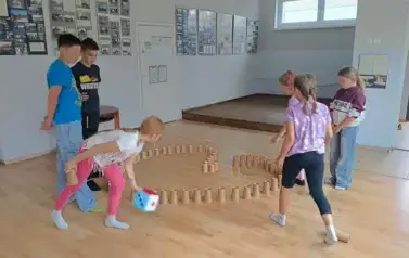  Tworzenie wyjątkowych wakacyjnych słoiczk&oacute;w. 51
