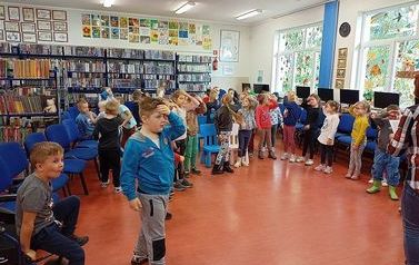 S&oacute;wki i Liski w bibliotece  13