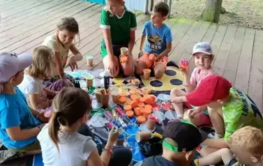 Tworzenie babeczek, malowanie imion, tworzenie bransoletek 43