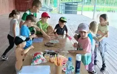Tworzenie babeczek, malowanie imion, tworzenie bransoletek 55