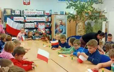 Patriotyczne warsztaty z najmłodszymi uczniami! 2025 5