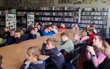 Patriotyczne warsztaty z najmłodszymi uczniami! 2025 22