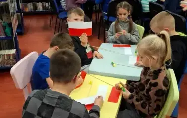Patriotyczne warsztaty z najmłodszymi uczniami! 2025 27