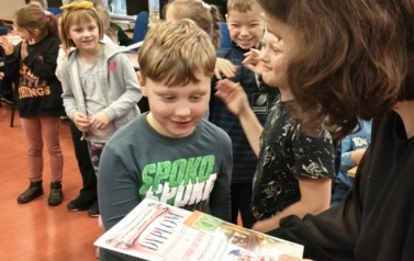 Pasowanie na Czytelnika w naszej Bibliotece! 2025 23