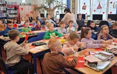 Miłość w bibliotece &ndash; walentynkowe spotkanie z pierwszakami! 2026 5