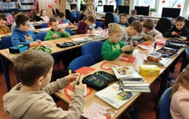 Miłość w bibliotece &ndash; walentynkowe spotkanie z pierwszakami! 2026 17