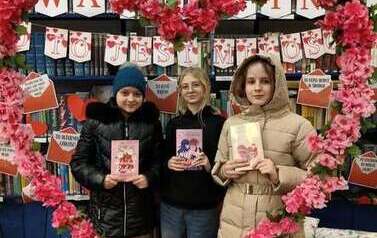  Romans z książką &ndash; miłość od pierwszej strony!  1