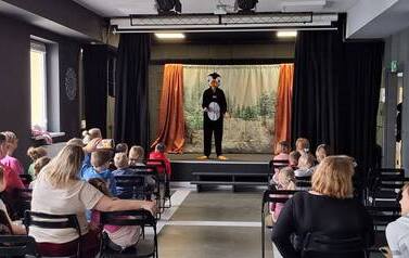  Teatrzyk pt. &bdquo;Przygody Misia Nanuka&rdquo; 12