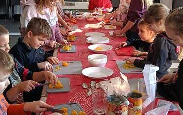 Ferie zimowe - przygotowanie przepysznych  i przepięknych torcik&oacute;w 12