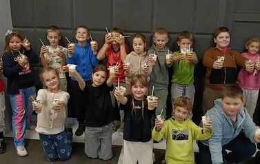 Zajęcia plastyczne - przenieśliśmy się do świata natury 1