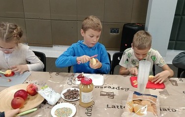 Zajęcia plastyczne - przenieśliśmy się do świata natury 26