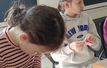Kolorowe jajka &ndash; było dużo kreatywności, śmiechu i radości &nbsp; 9