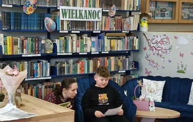 Wielkanocne Czytanie w Bibliotece &ndash; świąteczna atmosfera i piękne recytacje! 2026 11