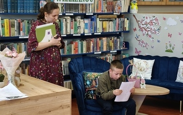 Wielkanocne Czytanie w Bibliotece &ndash; świąteczna atmosfera i piękne recytacje! 2026 17