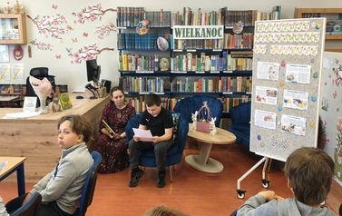 Wielkanocne Czytanie w Bibliotece &ndash; świąteczna atmosfera i piękne recytacje! 2026 27