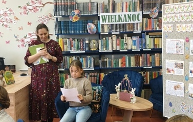 Wielkanocne Czytanie w Bibliotece &ndash; świąteczna atmosfera i piękne recytacje! 2026 28