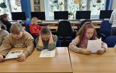 Wielkanocne Czytanie w Bibliotece &ndash; świąteczna atmosfera i piękne recytacje! 2026 40