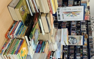 Kwiatek za książki &ndash; dziękujemy za wsp&oacute;lną akcję! 1