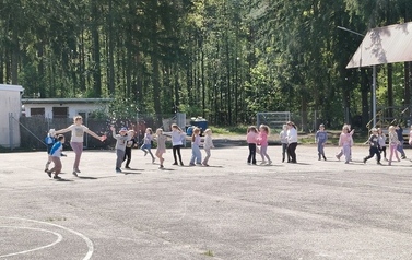 Bajki pod chmurką &ndash; wyjątkowe &bdquo;Czytanie w terenie&rdquo;  21