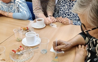 Książkowe rękodzieło &ndash; kreatywnie z seniorami! 24
