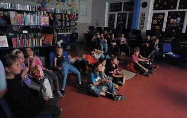 Noc w bibliotece 6