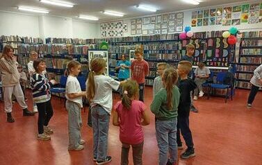 Noc w bibliotece 12