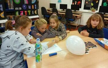 Noc w bibliotece 14