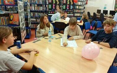 Noc w bibliotece 17