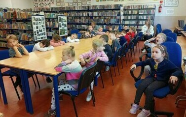 Motylki w bibliotece  3