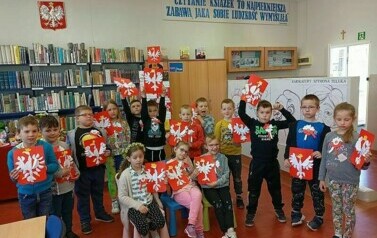 Zajęcia biblioteczne z uczniami klas I  20
