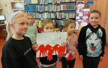 Lekcja biblioteczna i warsztaty plastyczne z klasą II a i II b  18