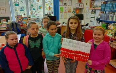 Lekcja biblioteczna i warsztaty plastyczne z klasą II a i II b  27