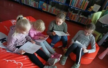 Tradycje wielkanocne i konkurs czytania z klasami II a i II b  2