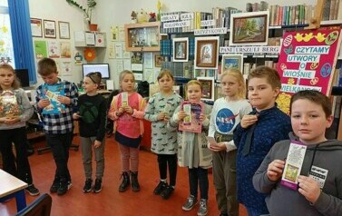 Tradycje wielkanocne i konkurs czytania z klasami II a i II b  12