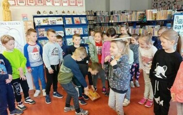 Międzynarodowy Dzień Książki dla dzieci z Przedszkolem Samorządowym W Mikołajkach Pomorskich  2