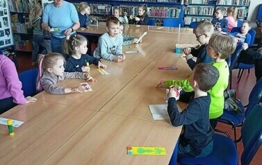 Międzynarodowy Dzień Książki dla dzieci z Przedszkolem Samorządowym W Mikołajkach Pomorskich  16
