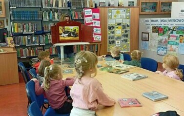 Krasnale w bibliotece  6